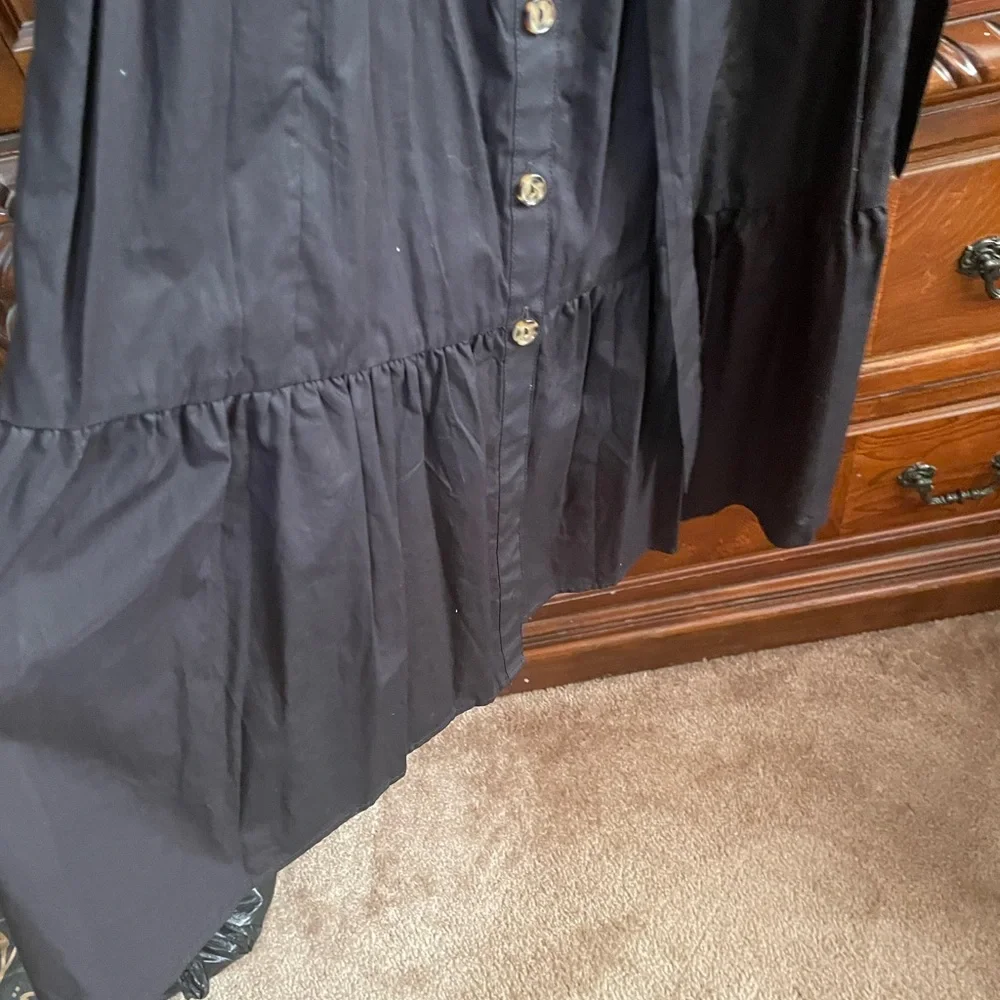 Dress - Picture 3 of 3